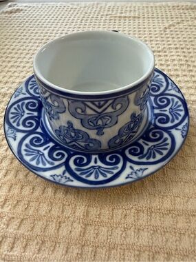 Bombay Blue and White Decorative Cup and Saucer